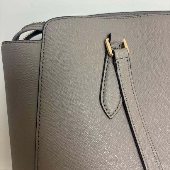 Tory Burch Emerson Large Tote - Picture 4 of 12